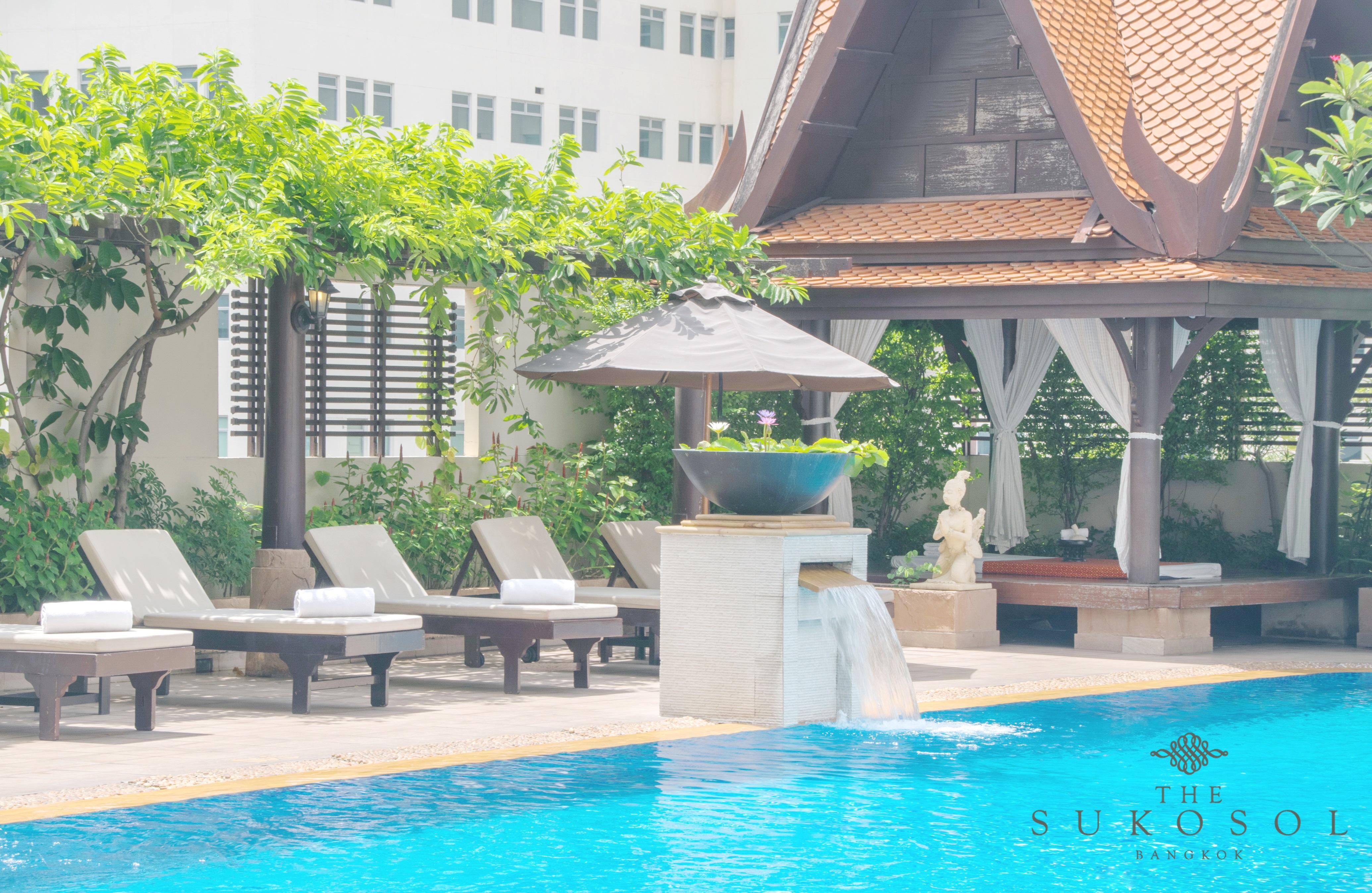 The Sukosol Hotel Bangkok Exterior foto The Sukosol Pool